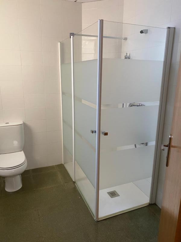 Basic Triple Room image 3