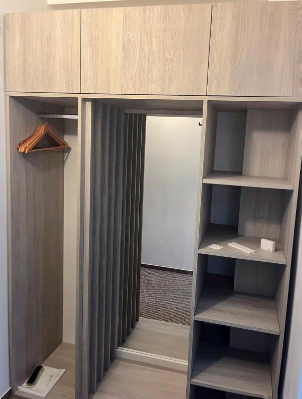 Standard Twin Room image 4