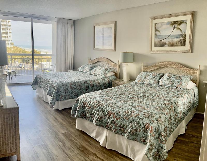 SOUTH HAMPTON 305 3BR 3BA OCEANVIEW Condo - image 16