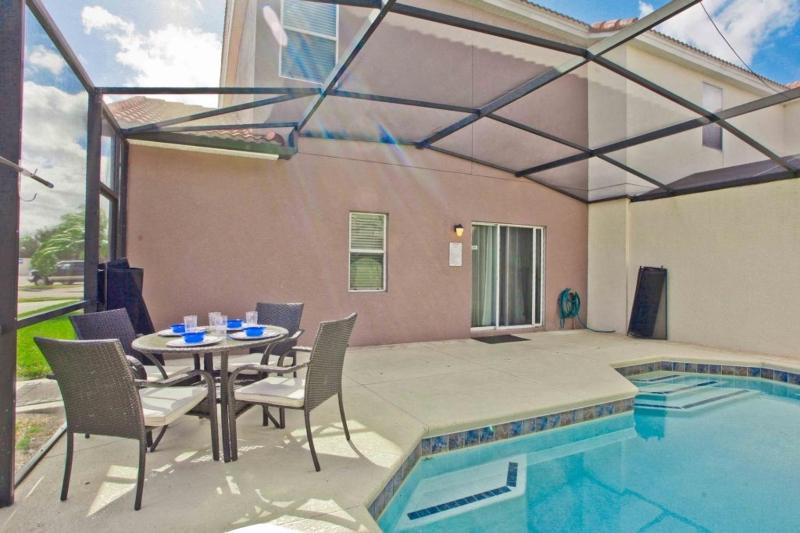 Four-Bedroom Holiday Home image 3