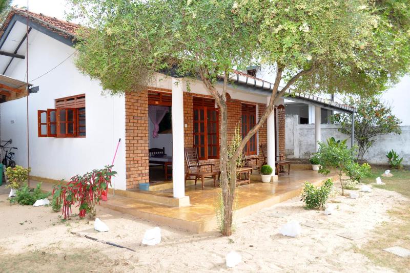 Dilena Beach Inn - image 14