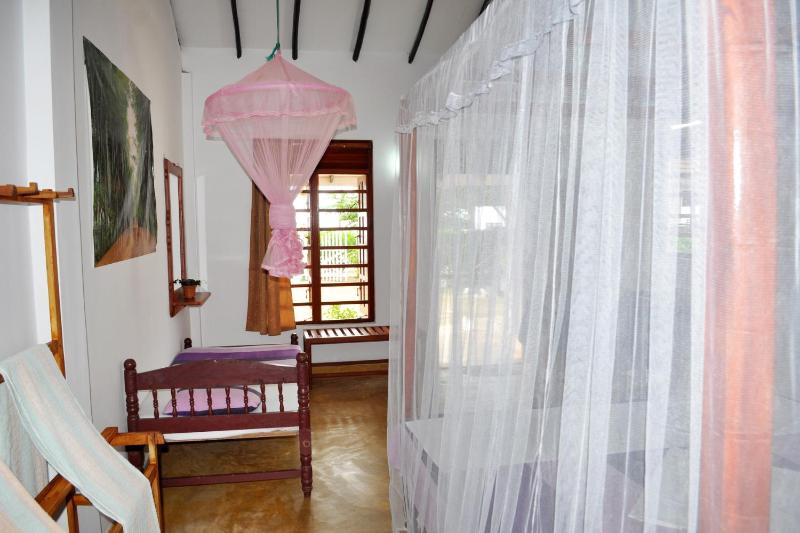 Dilena Beach Inn - image 10