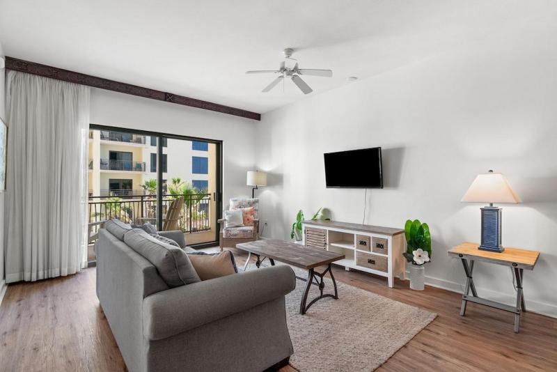 One-Bedroom Suite with Ocean View