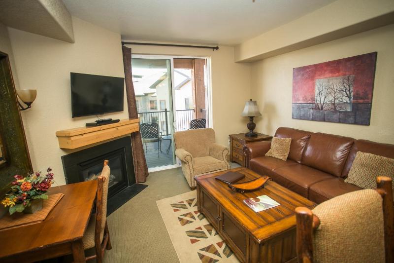 One-Bedroom Apartment image 1