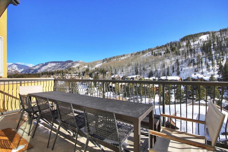 Iconic 5 Bedroom Penthouse at the Ritz-Carlton - image 3