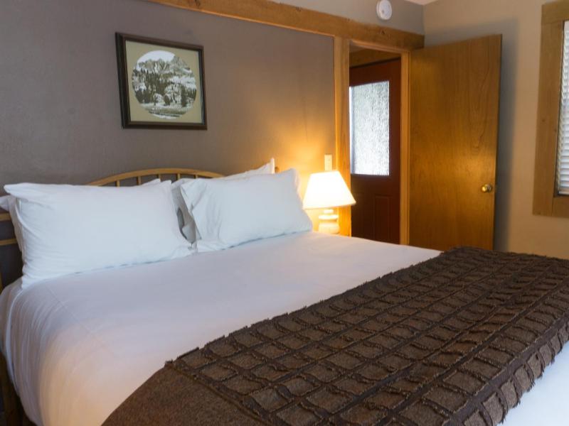 Walk to the Village - Spacious Northstar Condo - image 12