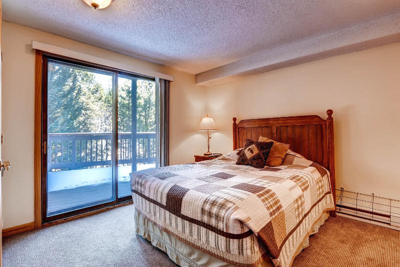 Key Condo 2950 - image 3