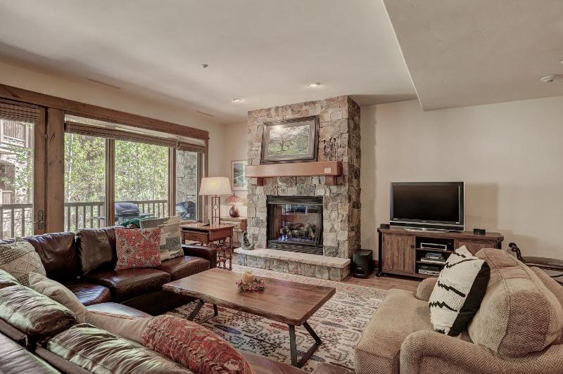 Three-Bedroom Apartment image 1