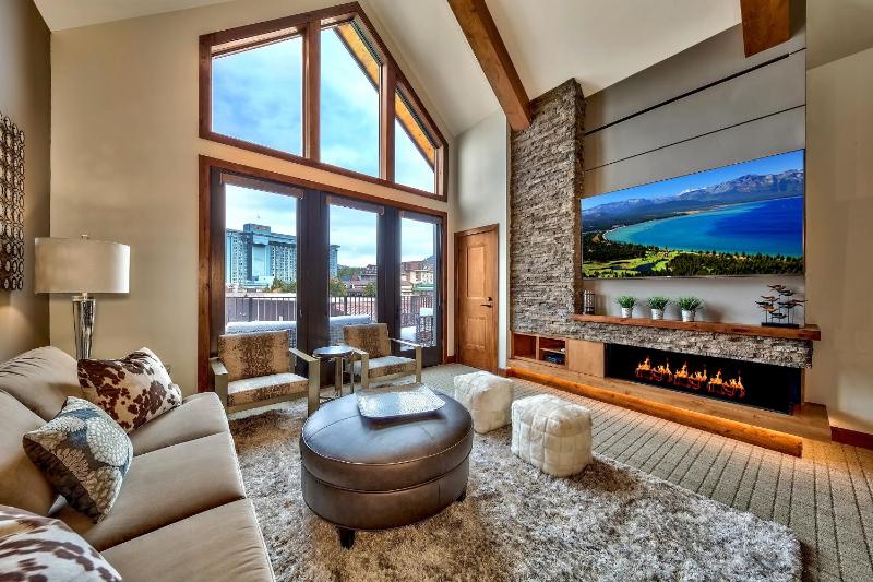 Three-Bedroom Apartment image 1