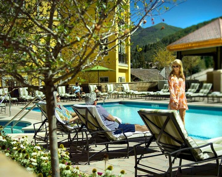 Chic 2 BRDen Ritz-Carlton Condo with Valley Views - image 17