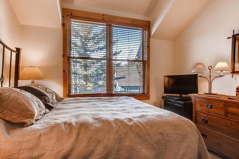 Ski Tip Townhomes 8713 - image 29