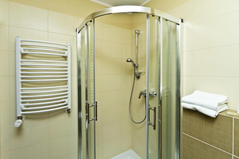 Double or Twin Room image 2