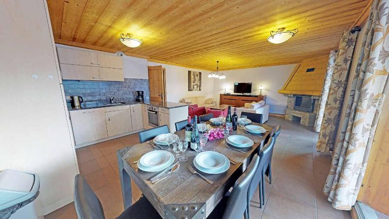 Three-Bedroom Apartment image 4