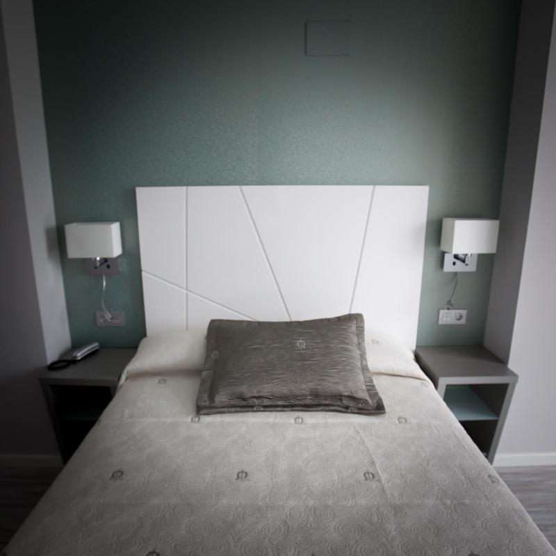 Double Room image 4