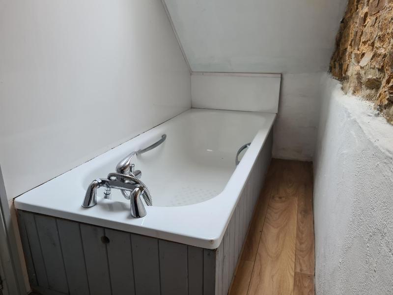 One-Bedroom House image 4