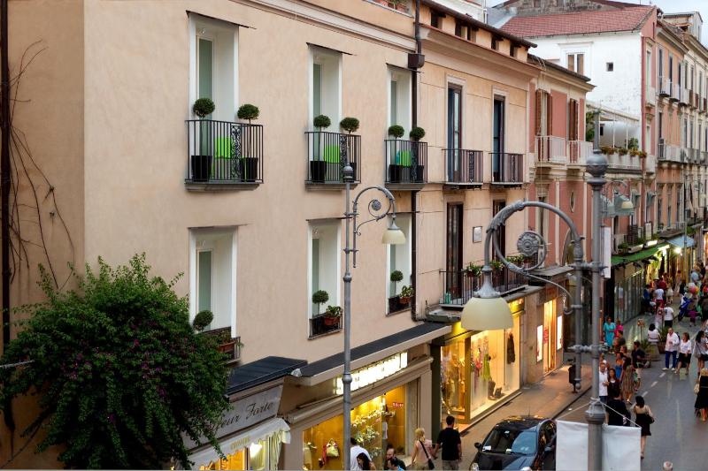 Palazzo Montefusco - image 40