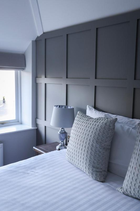 Standard Double Room image 2