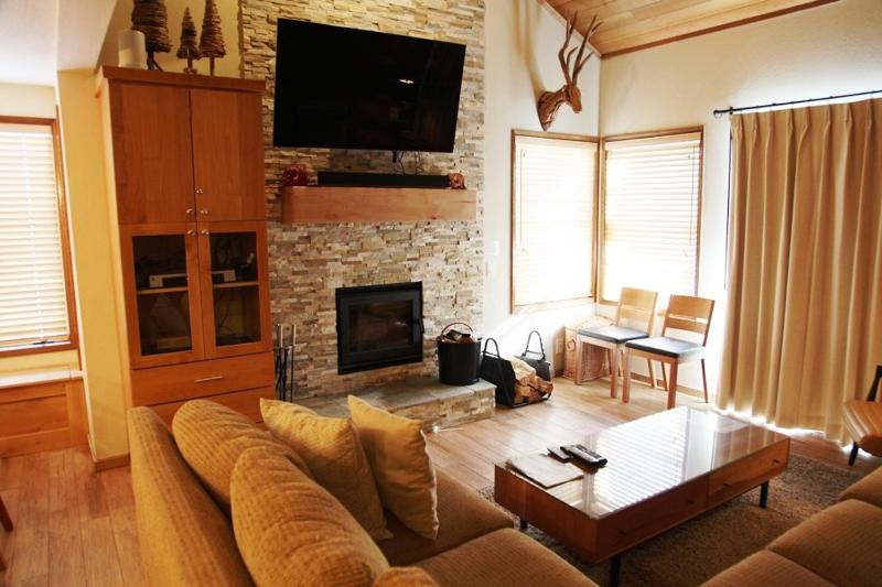 Three-Bedroom Apartment image 1