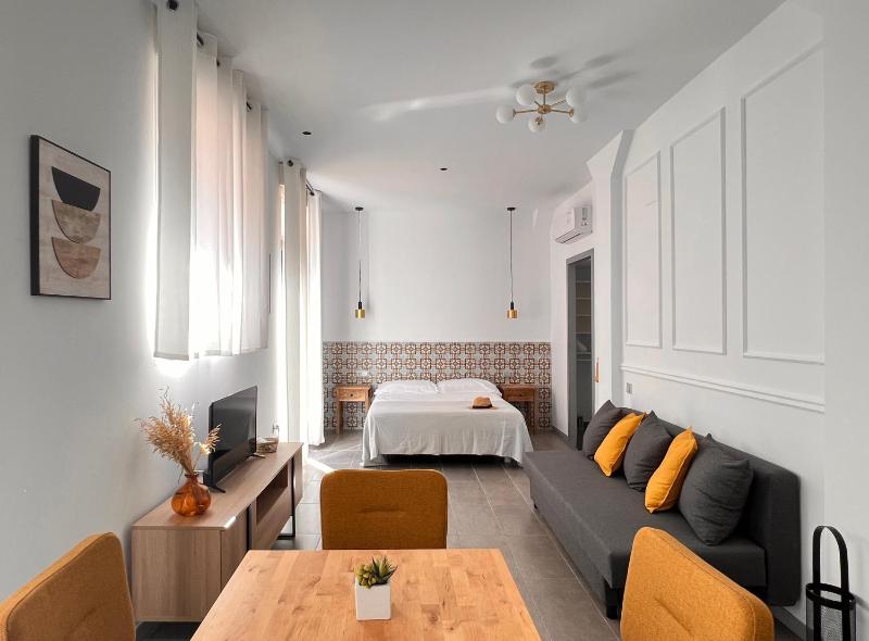 Studio Apartment image 1