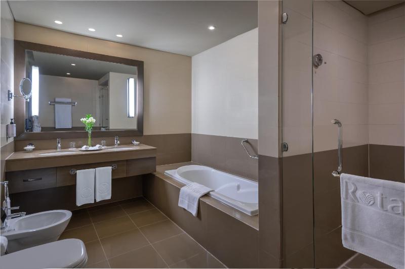 One Bedroom Apartment image 1
