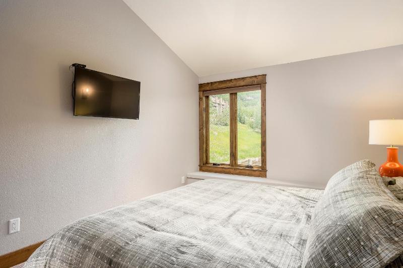Promontory 6 Townhouse - image 11