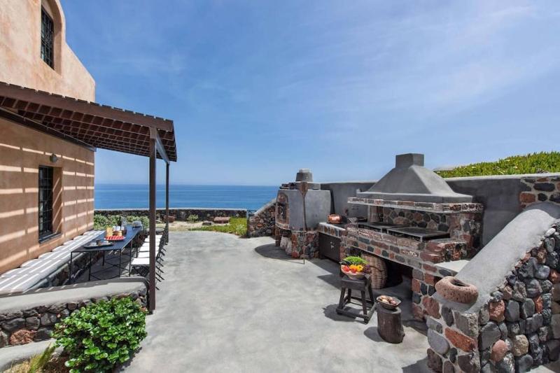 Ramni House: Private Villa with pool by the Sea - image 12