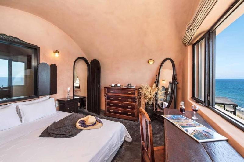 Ramni House: Private Villa with pool by the Sea - image 24