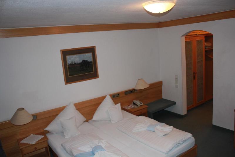 Double Room with Balcony image 1