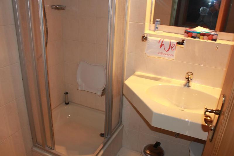 Single Room with Balcony image 2