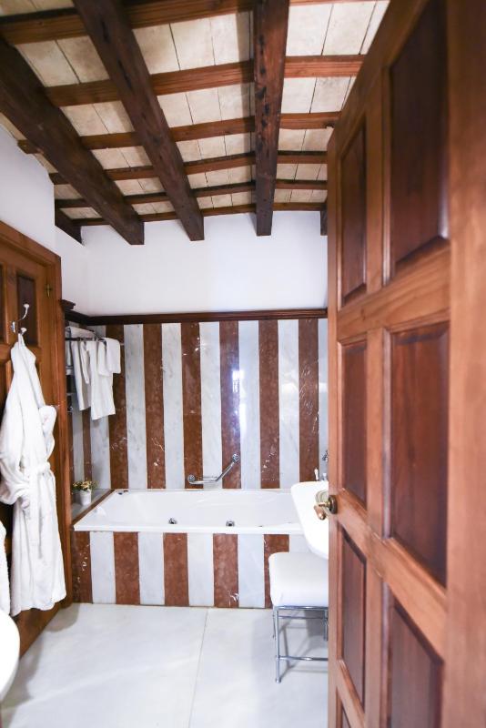 Junior Suite image 2