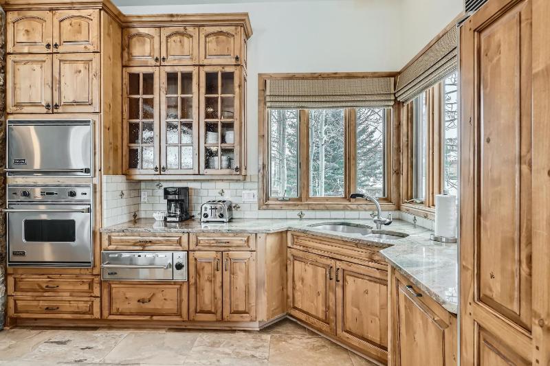 NEW LISTING! Après & Fairway Retreat home - image 48