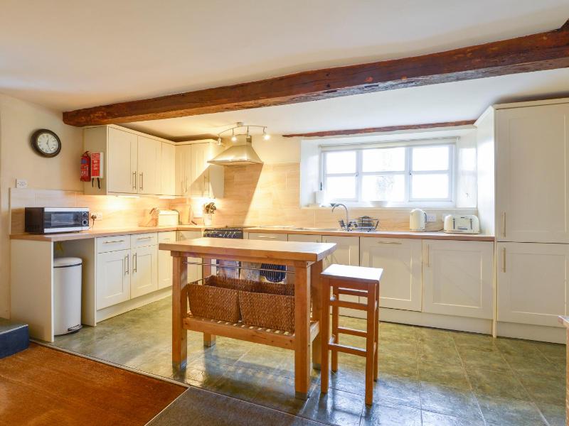 Pigwigs Place - image 23