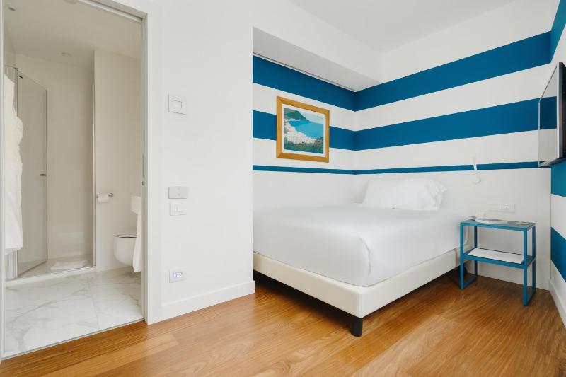 Superior Single Room image 4