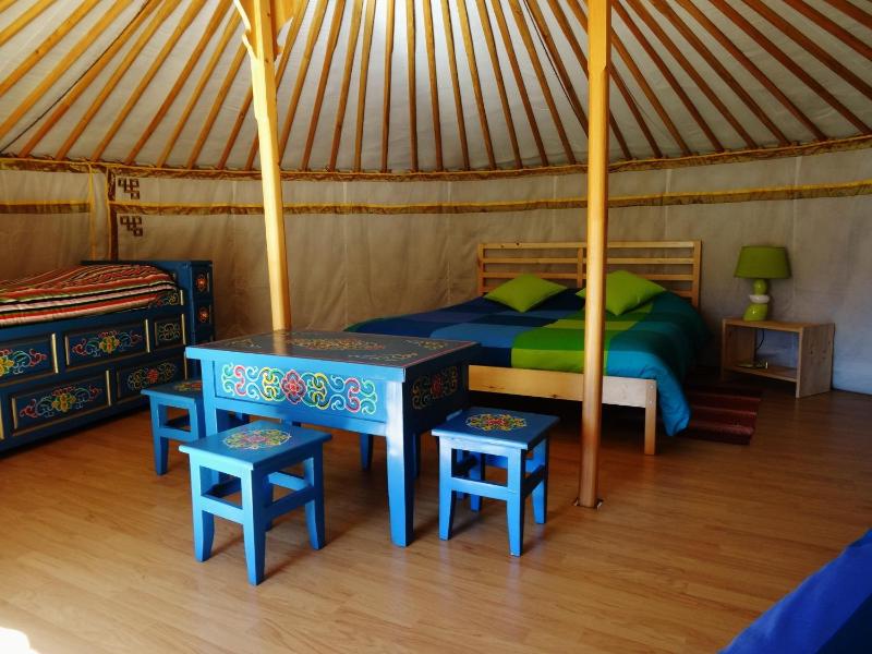 Yurt image 3