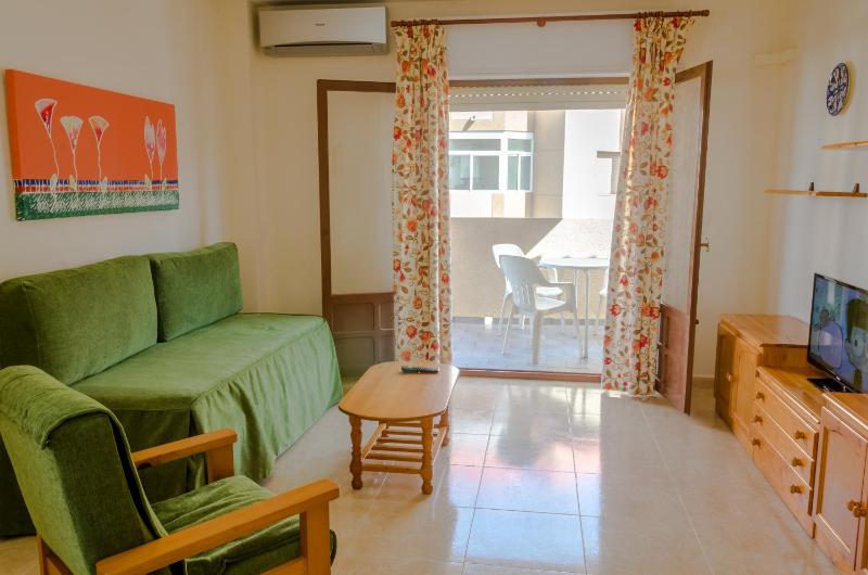 One-Bedroom Apartment image 3