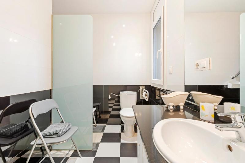 Apartment image 4