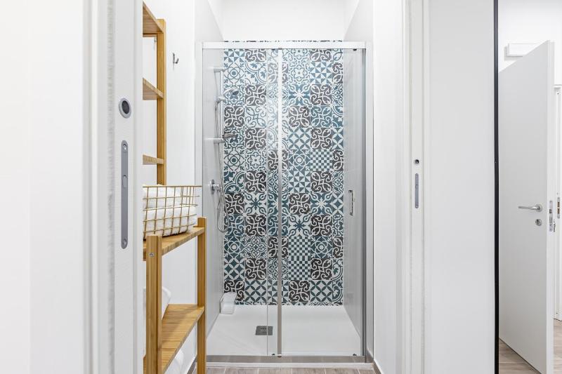 GuestHost - La Casa di Martina - Palermo Central Apartments - image 9
