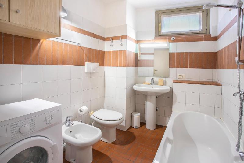 La Maison - image 22