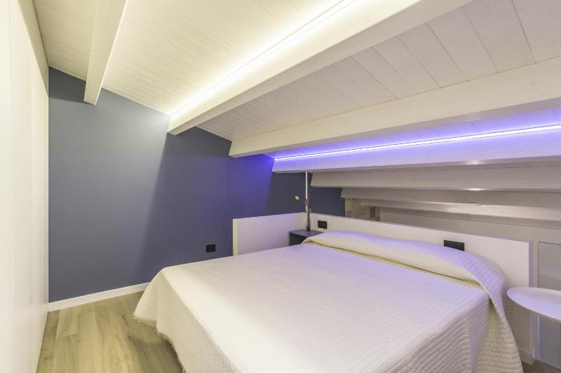 Superior Quadruple Room image 2