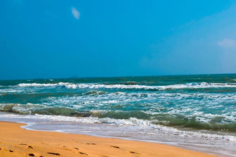 Mithra Paradise Beach Hotel - image 18