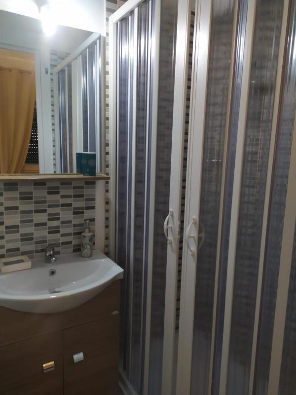 Triple Room with Private Bathroom image 2