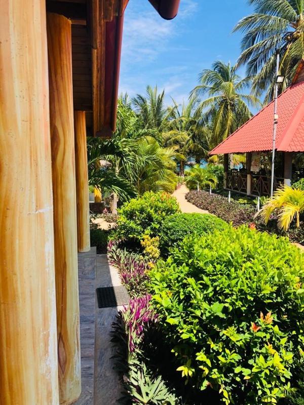 Mithra Paradise Beach Hotel - image 40