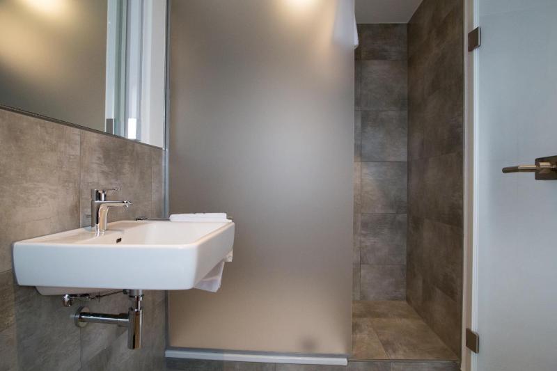 Apartment (1-2 Adults) image 3
