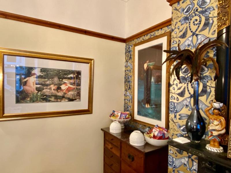 Elm Tree Lodge - image 13