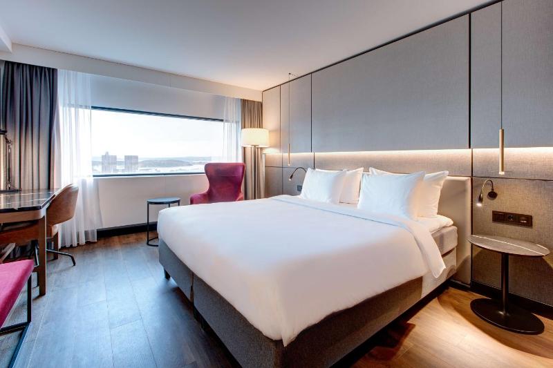 Premium Room with Fjord View image 1