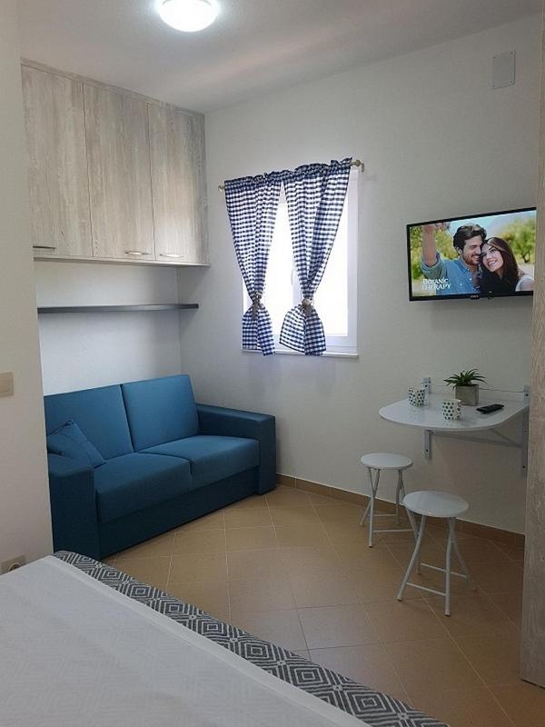 Studio with Terrace and Sea View image 1