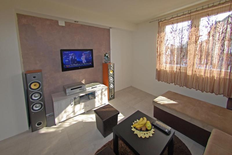 Apartment with Balcony image 3