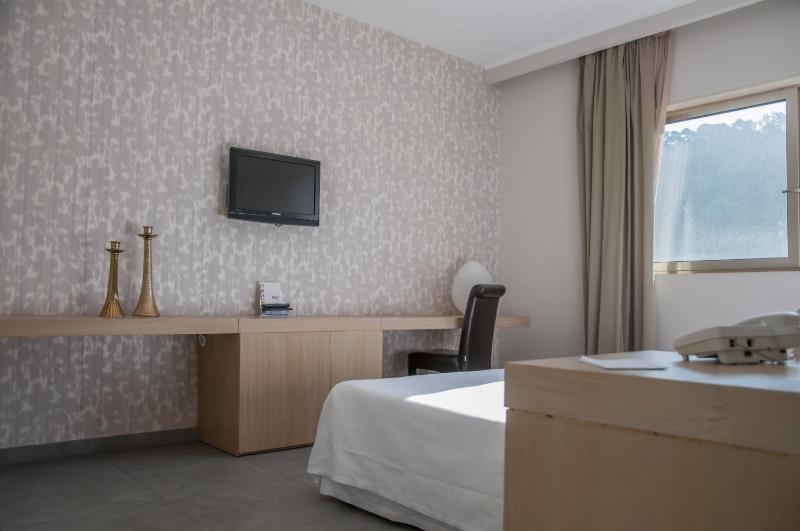 Superior Double or Twin Room image 4