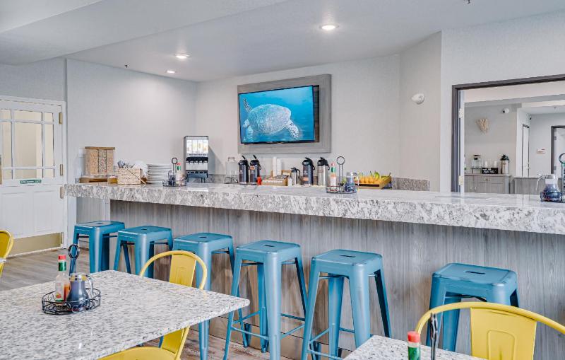 The Ashley Inn & Suites - image 36