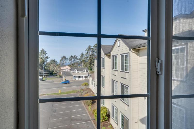 The Ashley Inn & Suites - image 19